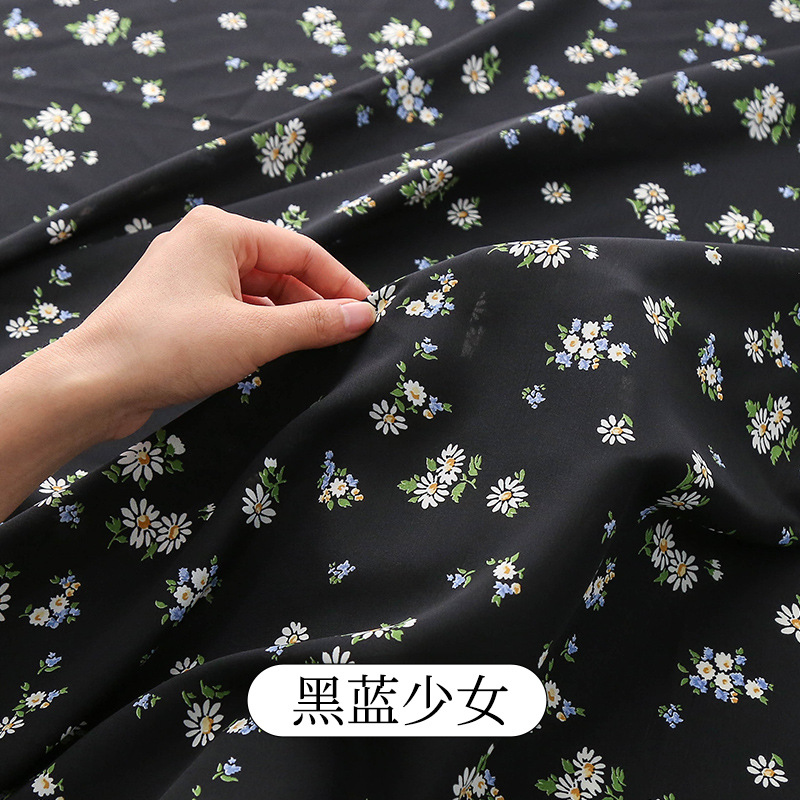 Factory custom digital printing chiffon fabric 100% polyester skirt garment fabrics Factory custom digital printing chiffon fabric 100% polyester skirt garment fabrics