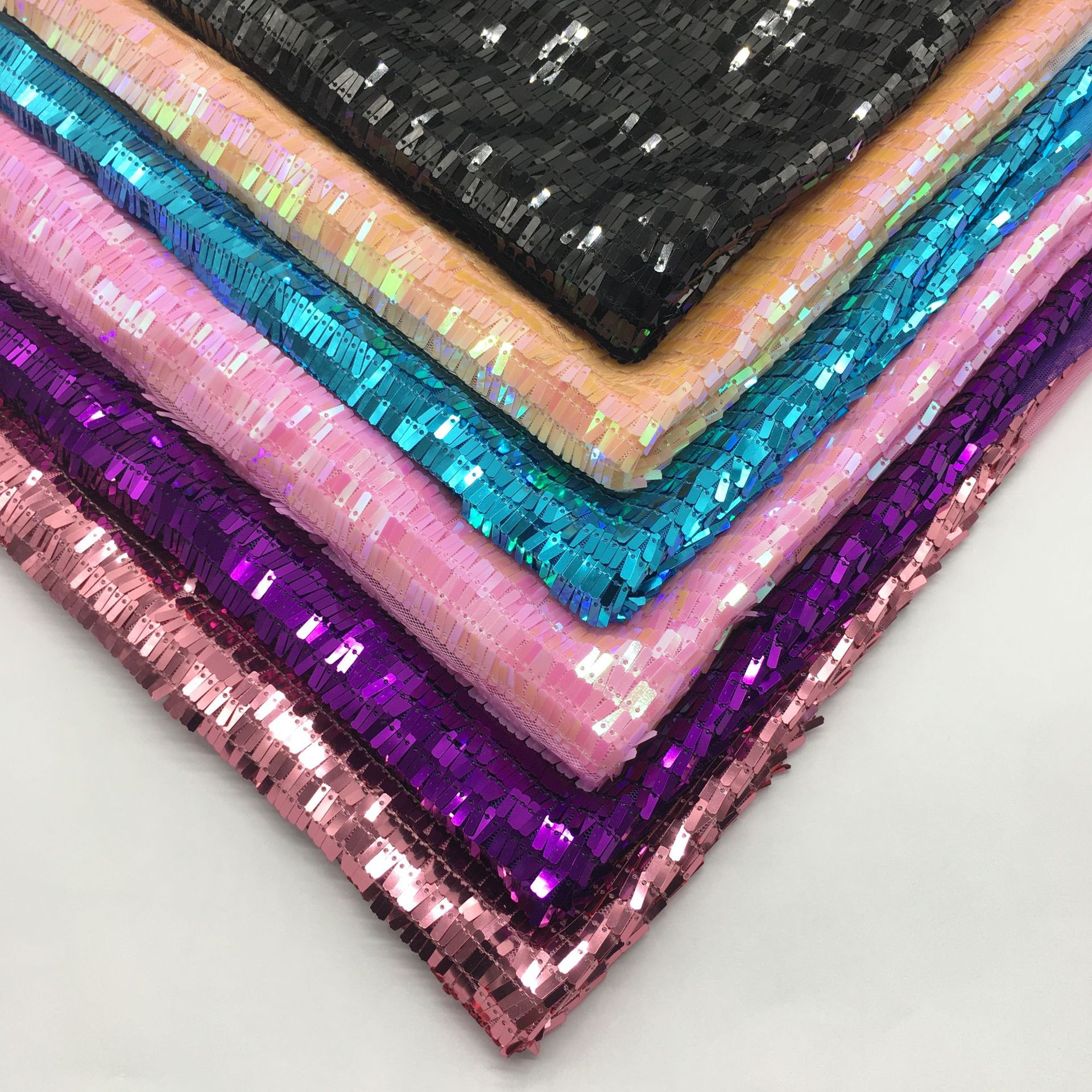 Square sequin fabric suitable for evening dresses, short skirts, and backpack shoes Square sequin fabric suitable for evening dresses, short skirts, and backpack shoes