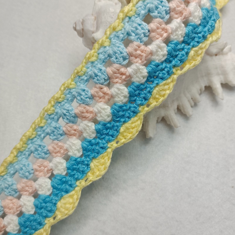 Hand-crocheted lace trim for decorating knitting lace trim accessories for Chanel-style jackets Hand-crocheted lace trim for decorating knitting lace trim accessories for Chanel-style jackets