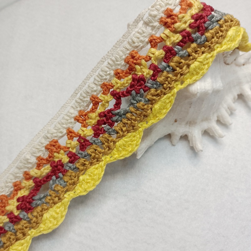 Hand-crocheted lace trim for decorating knitting lace trim accessories for Chanel-style jackets Hand-crocheted lace trim for decorating knitting lace trim accessories for Chanel-style jackets