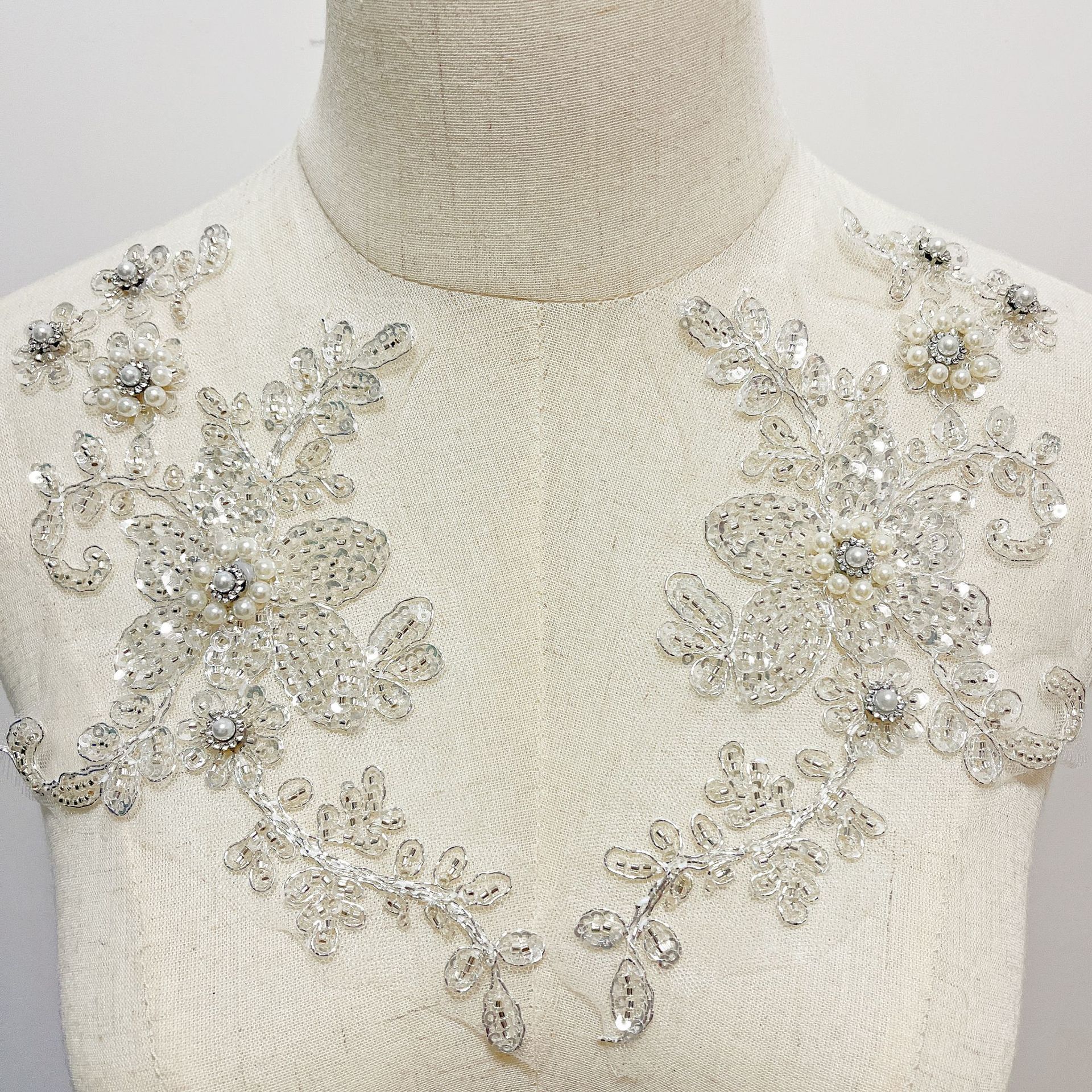 Fashion white 3D beading lace trims and patches for bridal wedding dress