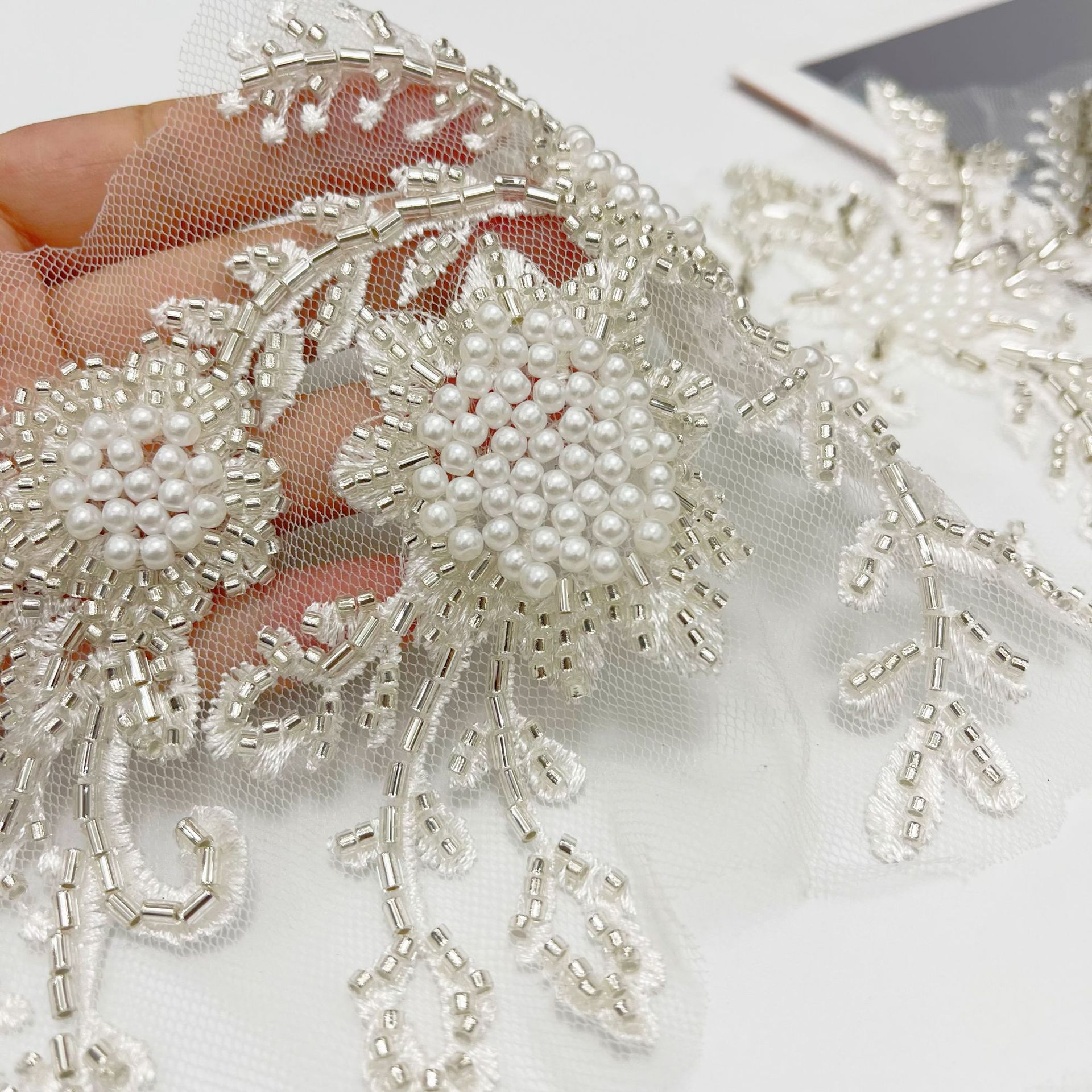 Fashion white 3D beading lace trims and patches for bridal wedding dress