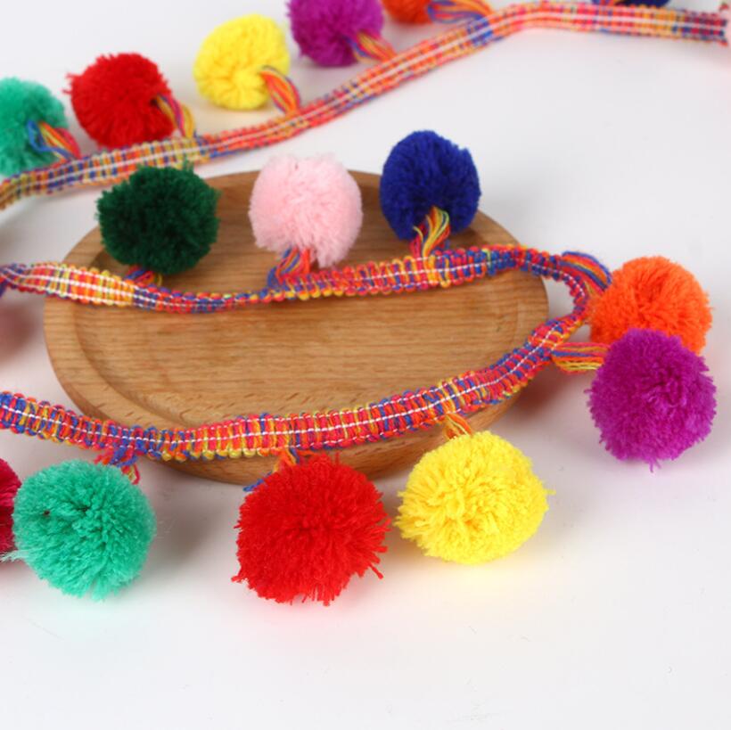 DIY big fluffy ball pompom trim fringe for Home textile decoration DIY big fluffy ball pompom trim fringe for Home textile decoration