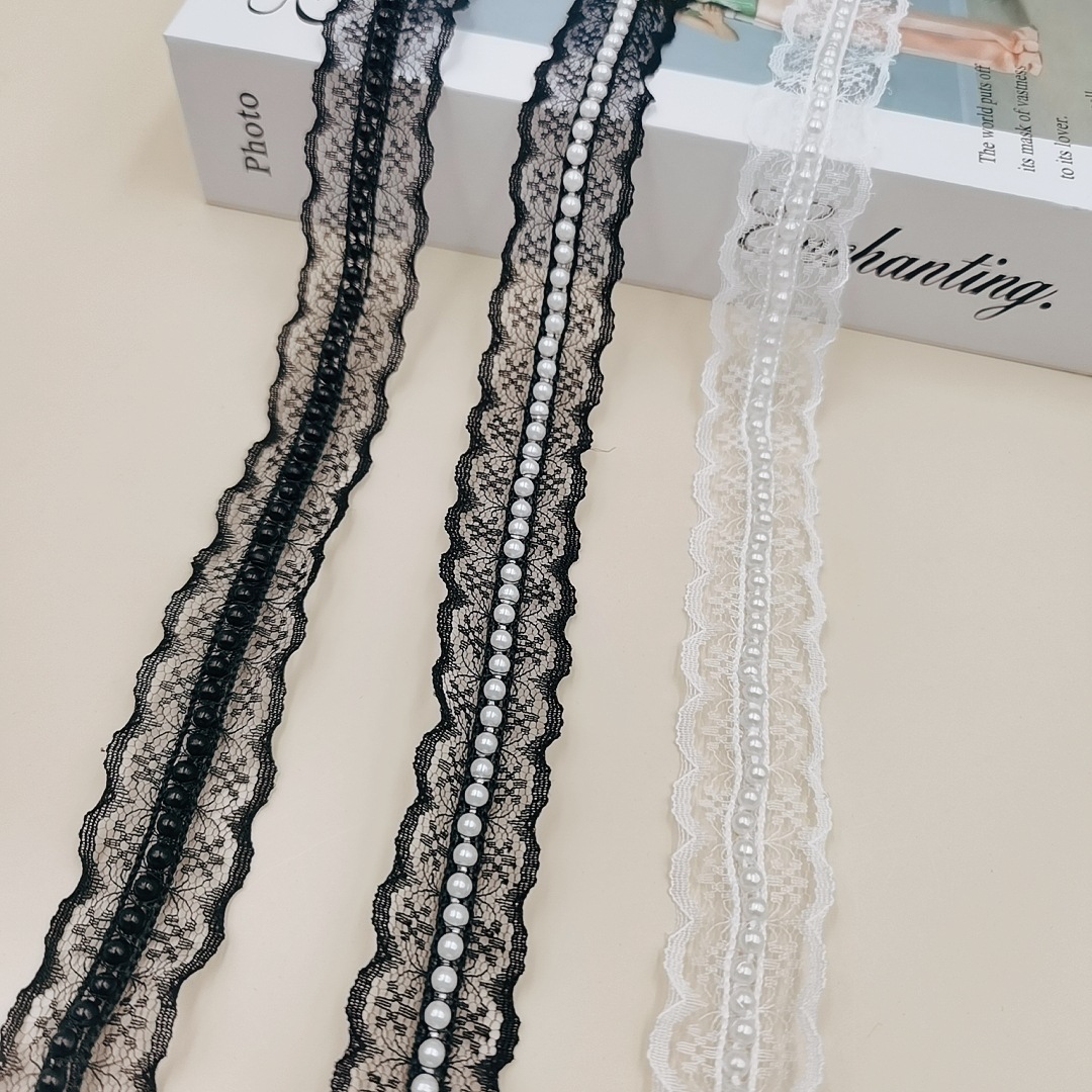 Beaded pearl and rhinestone piping trimming Beaded pearl and rhinestone piping trimming