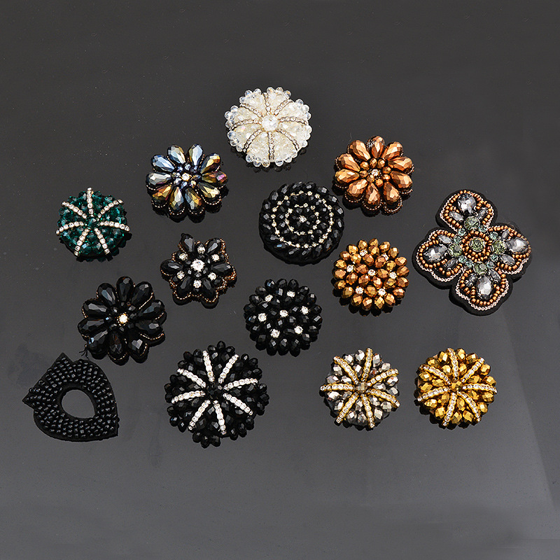 Handmade Beaded Patches: The Perfect Choice for Fashionable Apparel Handmade Beaded Patches: The Perfect Choice for Fashionable Apparel